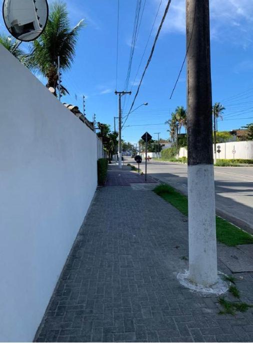 Apartamento 2 Quartos A 5 Minutos A Pe Da Praia Da Enseada グァルジャー エクステリア 写真