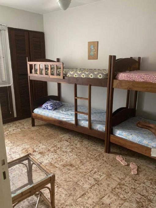 Apartamento 2 Quartos A 5 Minutos A Pe Da Praia Da Enseada グァルジャー エクステリア 写真